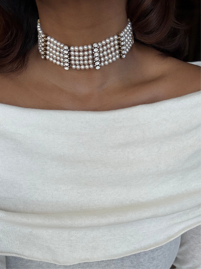 Mia Choker