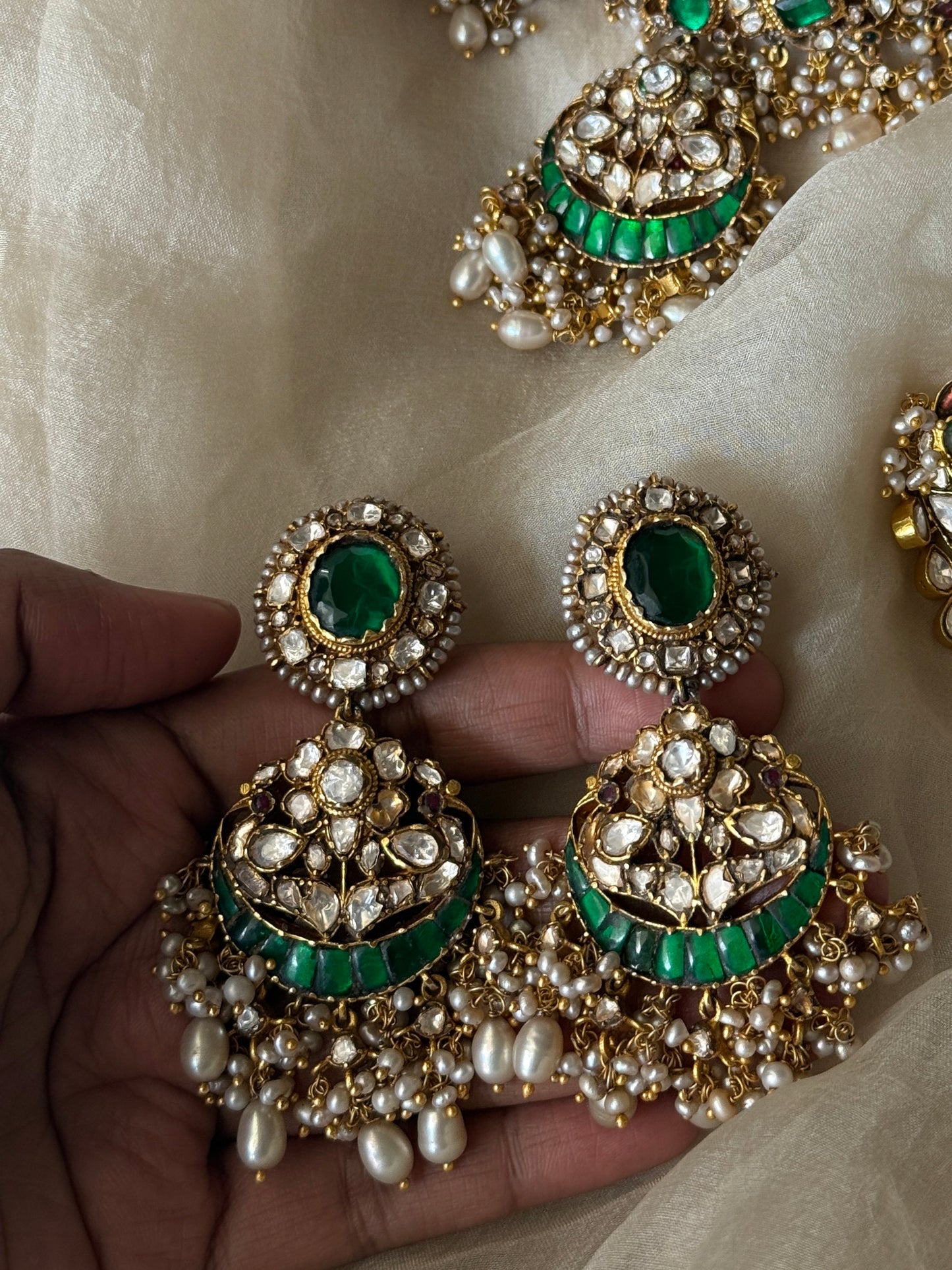 Anahita Necklace Set