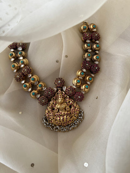 Hasini Necklace