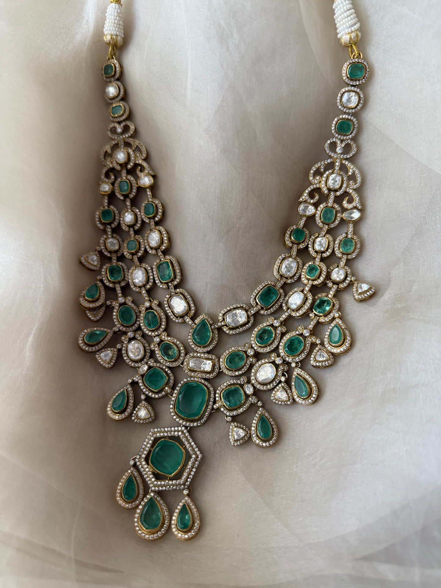 Urvi Necklace