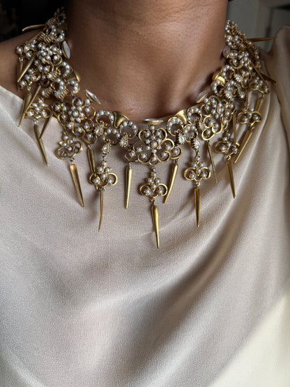 Nika Necklace Set (Includes Earrings)