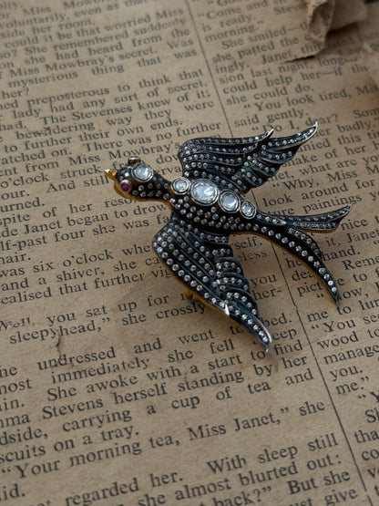 Ziya Brooch