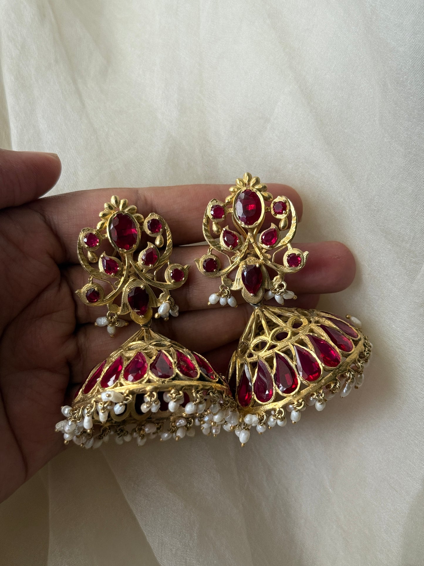 Gauri Jhumka