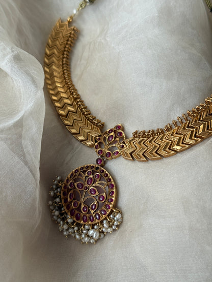 Kavya Necklace