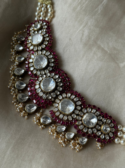 Adhira Choker