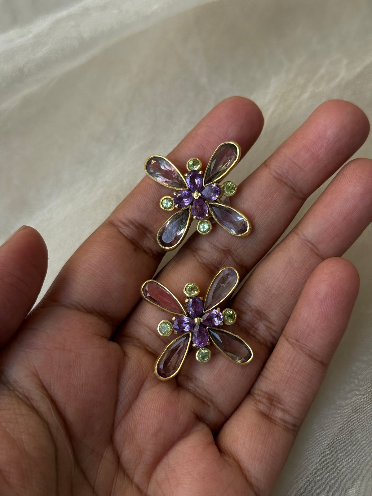 Nora Studs