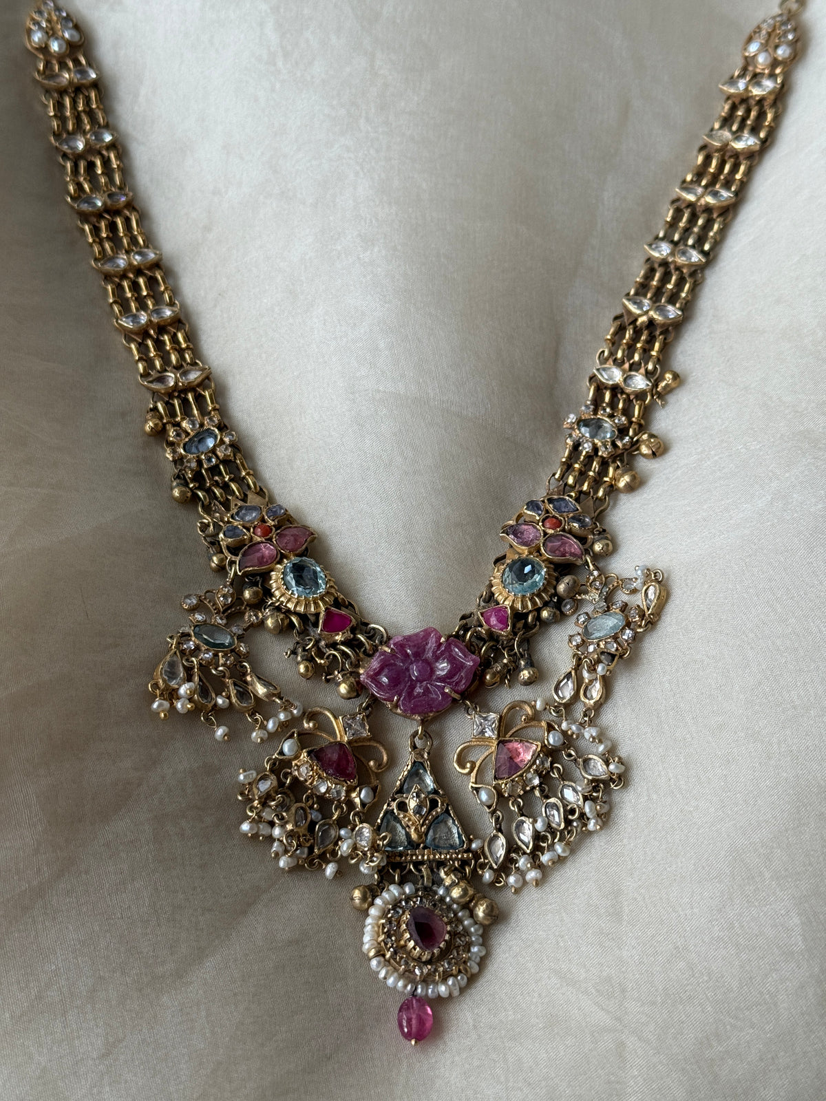 Niha Necklace