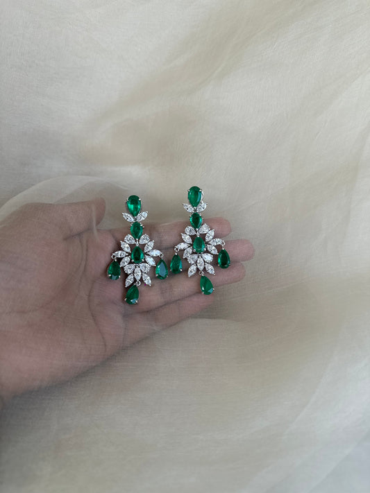 Nisha Earring