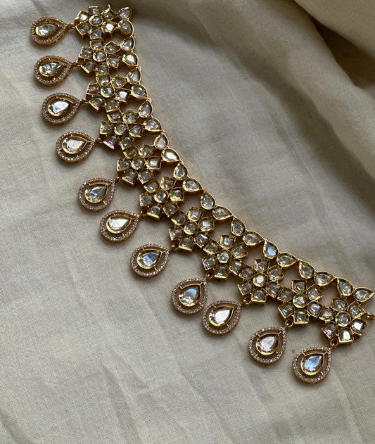 Simone Choker
