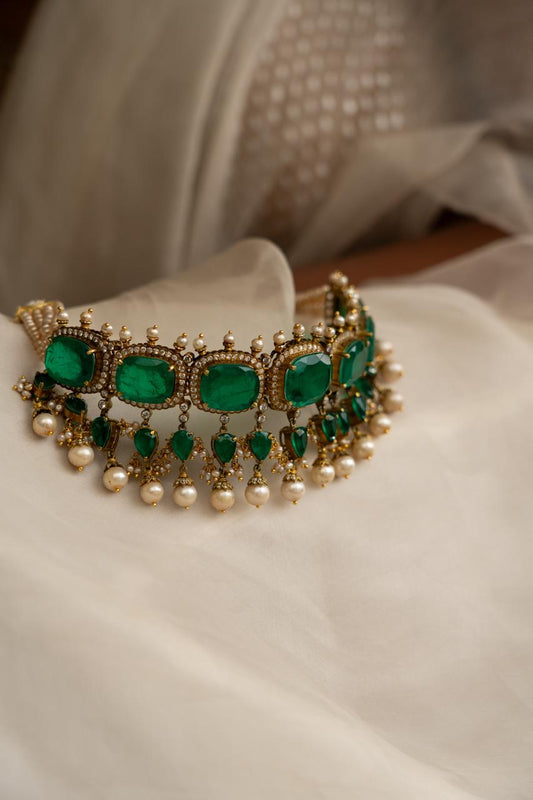 Valentina Choker