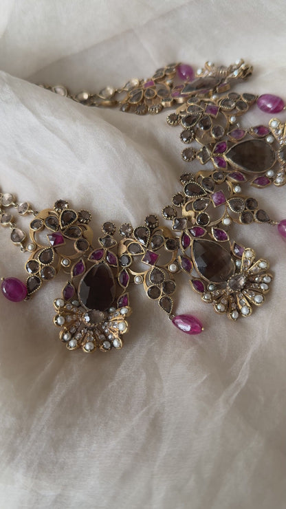 Heer Necklace