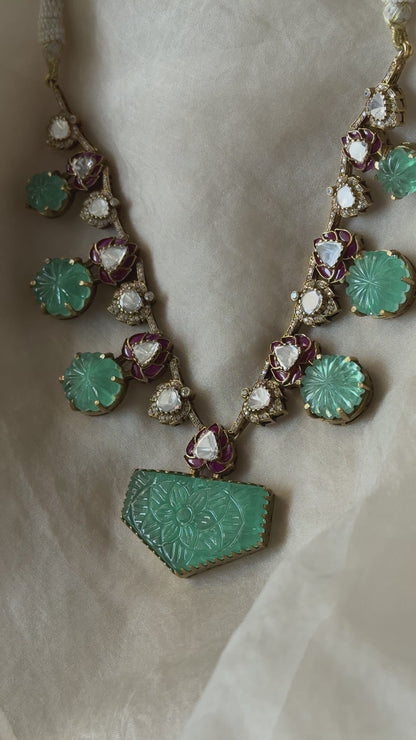 Mumtaz Necklace Set