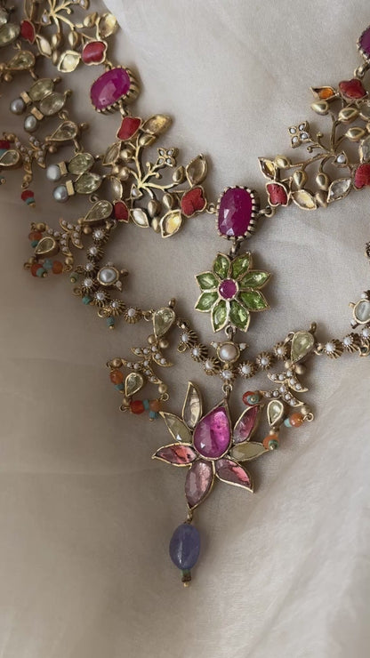 Neha Necklace