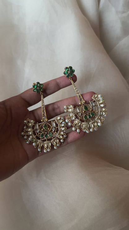 Yasmin Earring