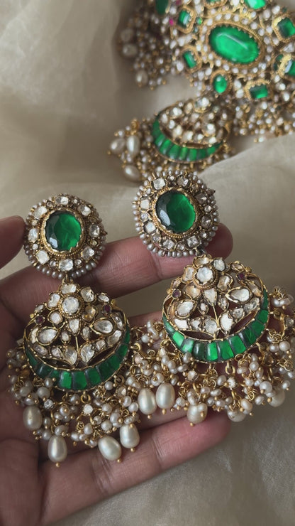 Anahita Necklace Set