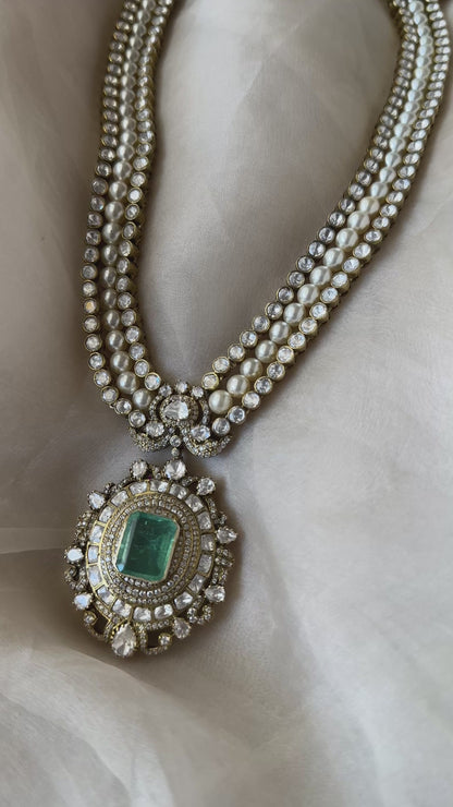 Seher Necklace