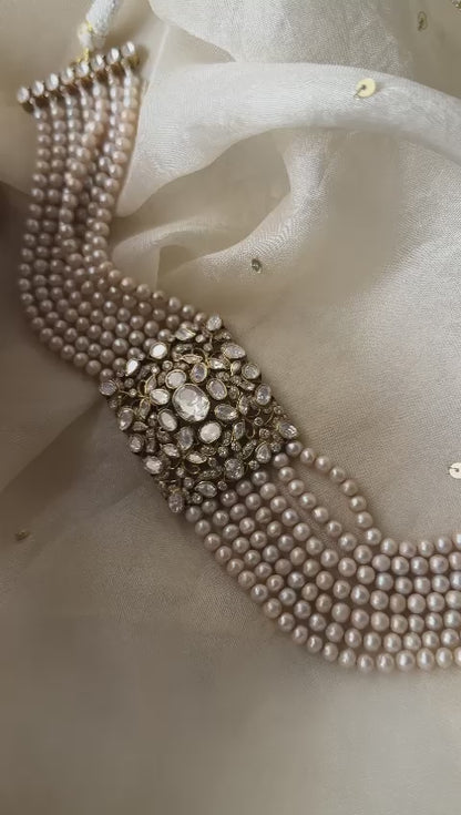 Diana Choker