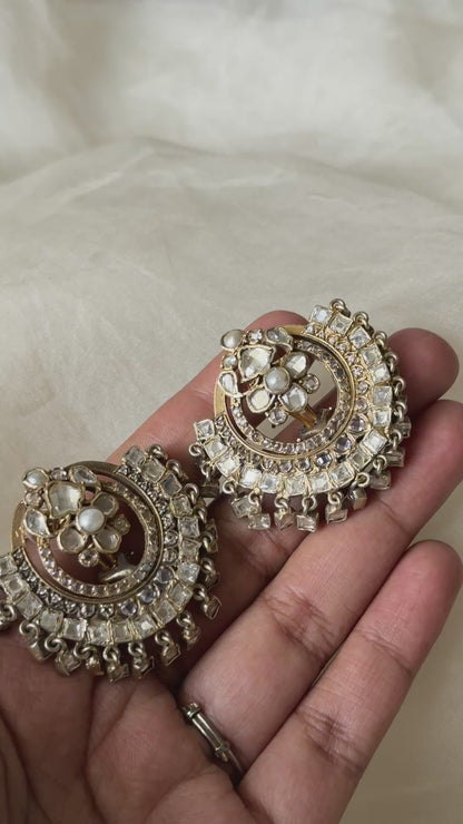 Reva Studs