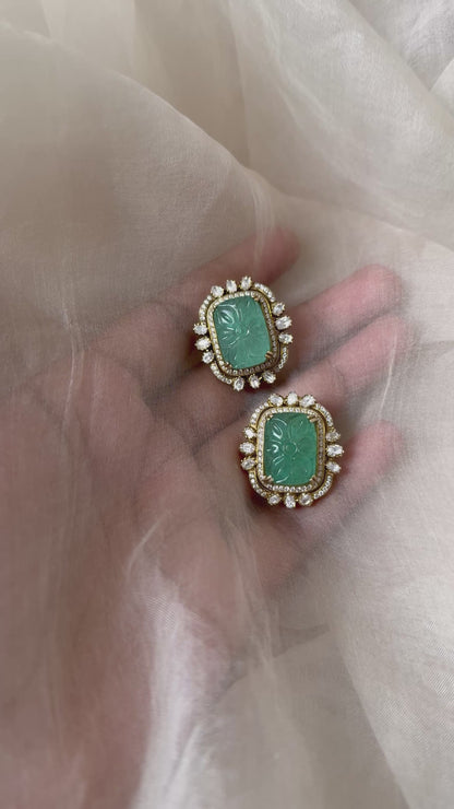 Neeti Studs