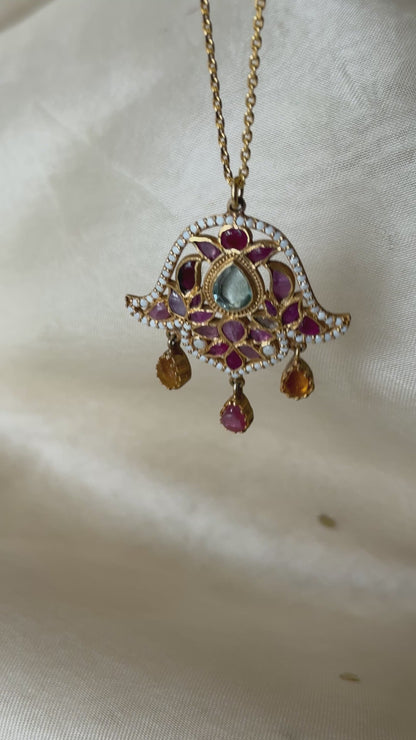 Ava Necklace
