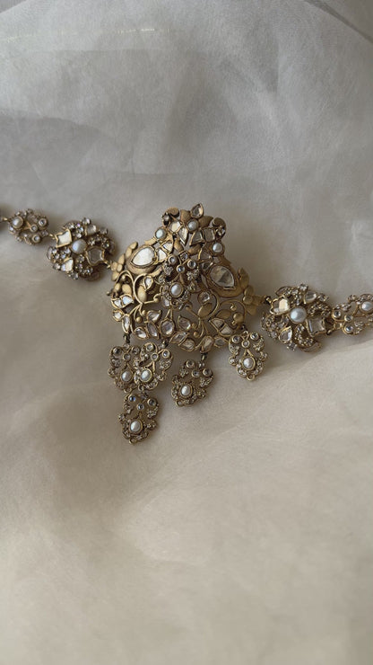 Tavisha Choker