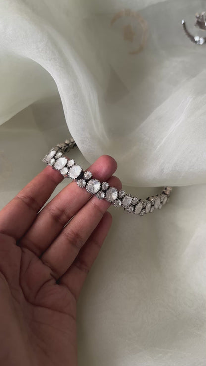 Aiza Necklace