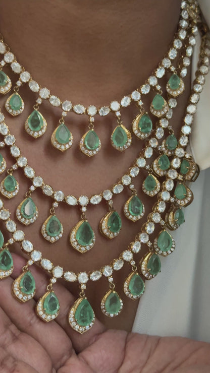 Sayani Necklace Set